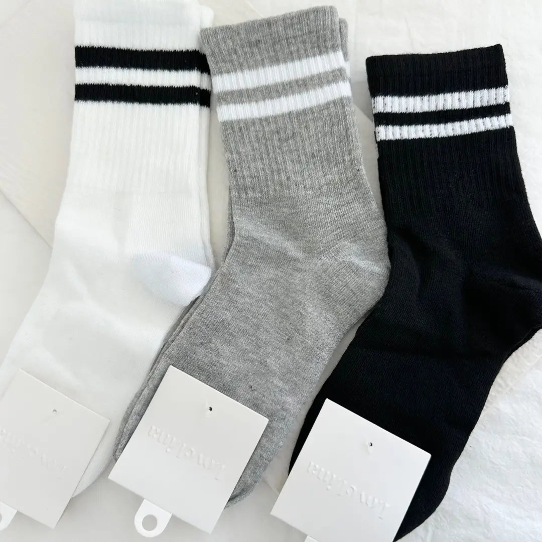 Classic Sporty Crew Socks