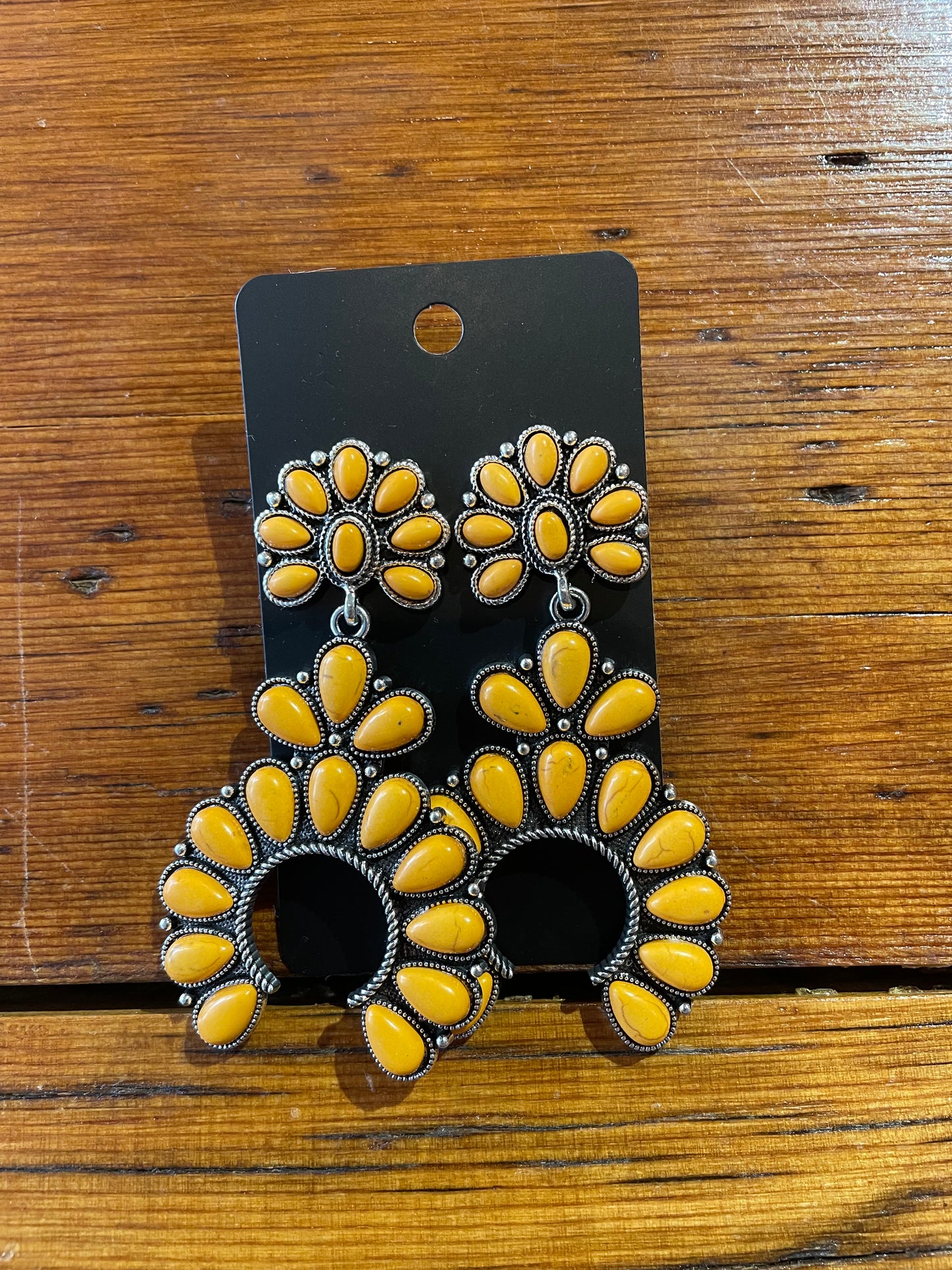 Yellow Stone Squash Dangles