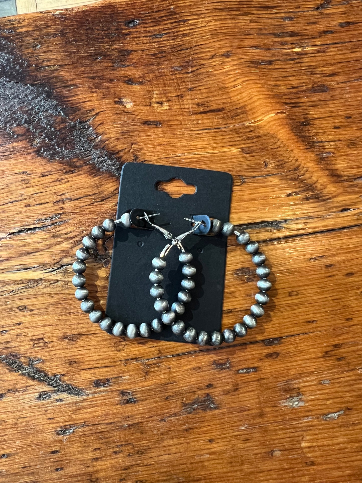 Navajo Pearl Hoops