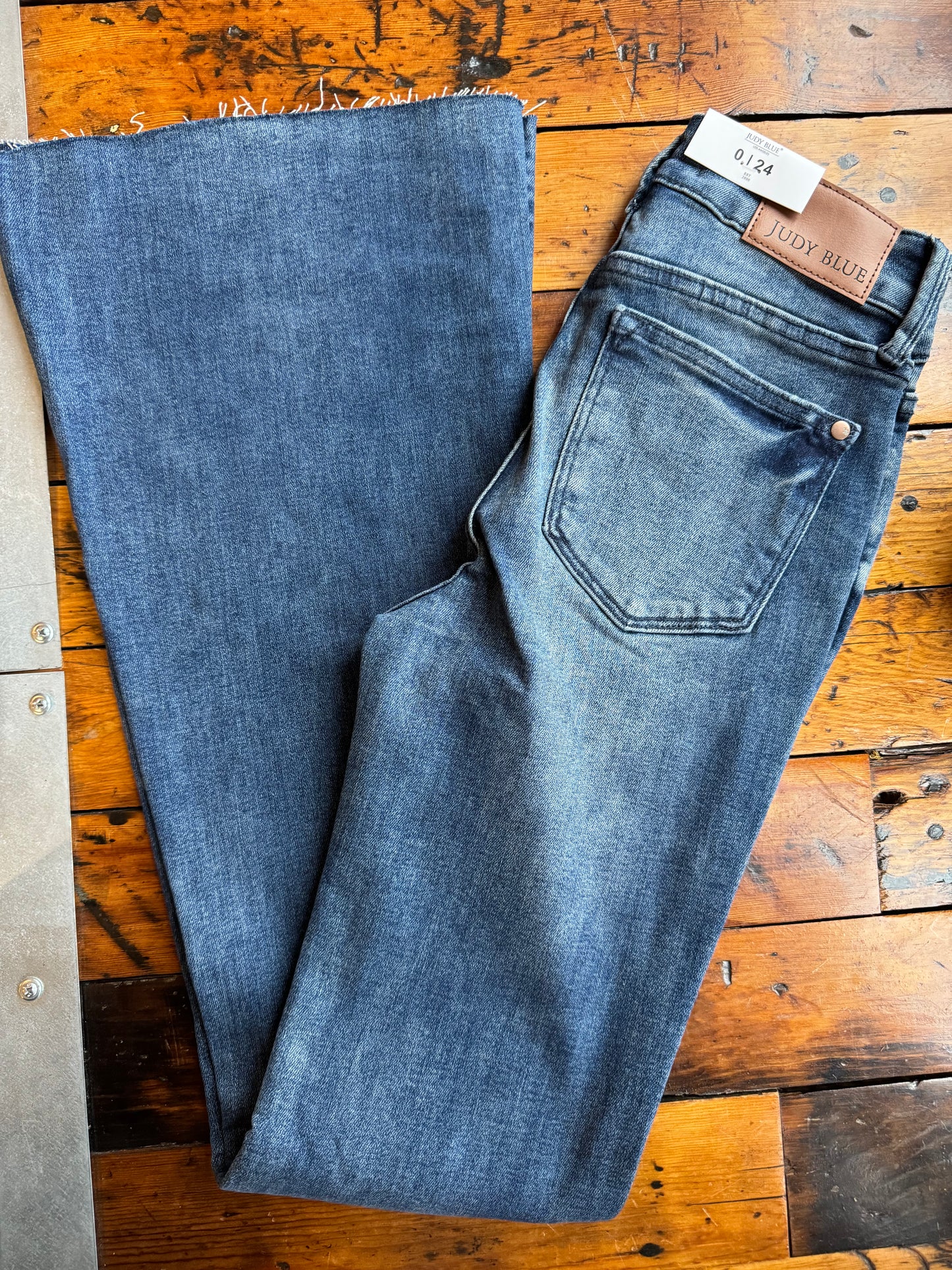 Judy Blue Mid Rise Flare Jeans