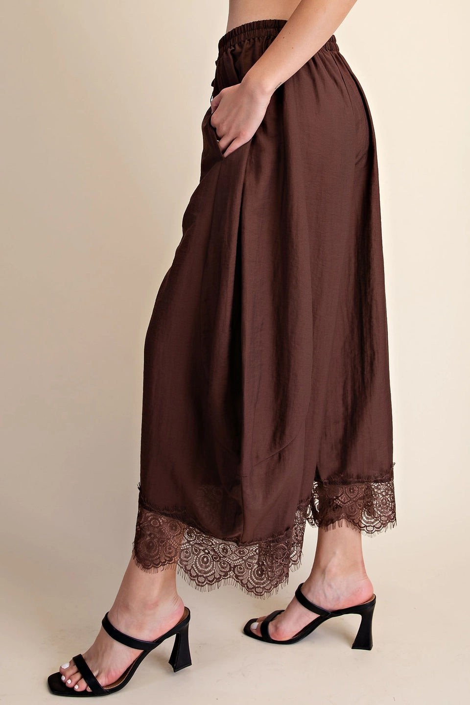 Cropped Lace Trim Balloon Pants