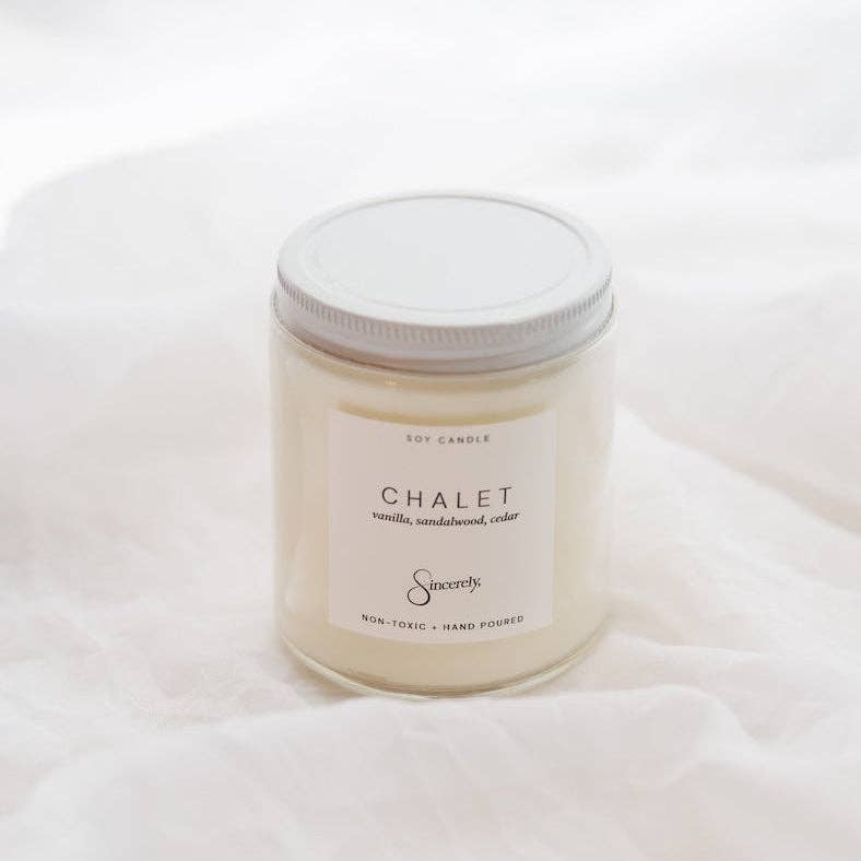 Chalet Candle - Vanilla & Sandalwood