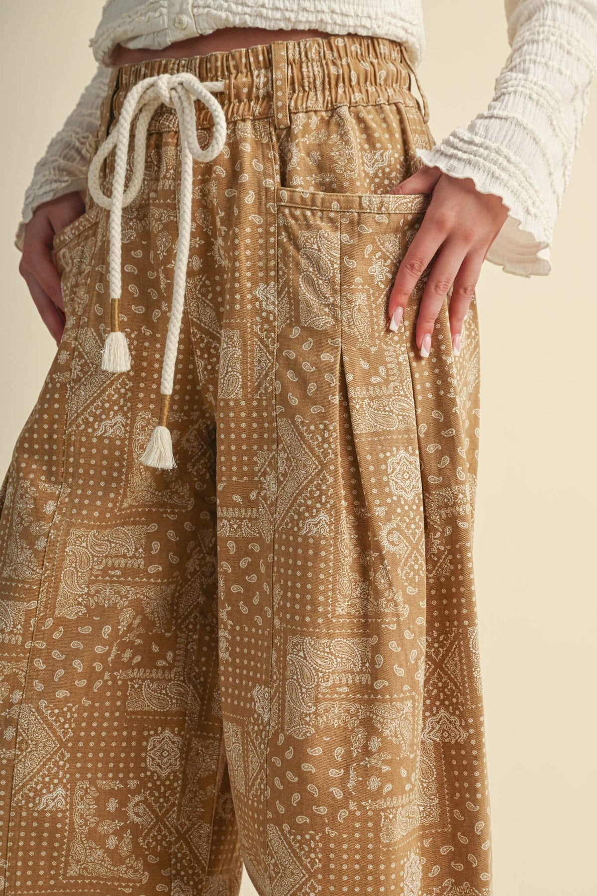 Bandana Print Pleated Barrel Pants