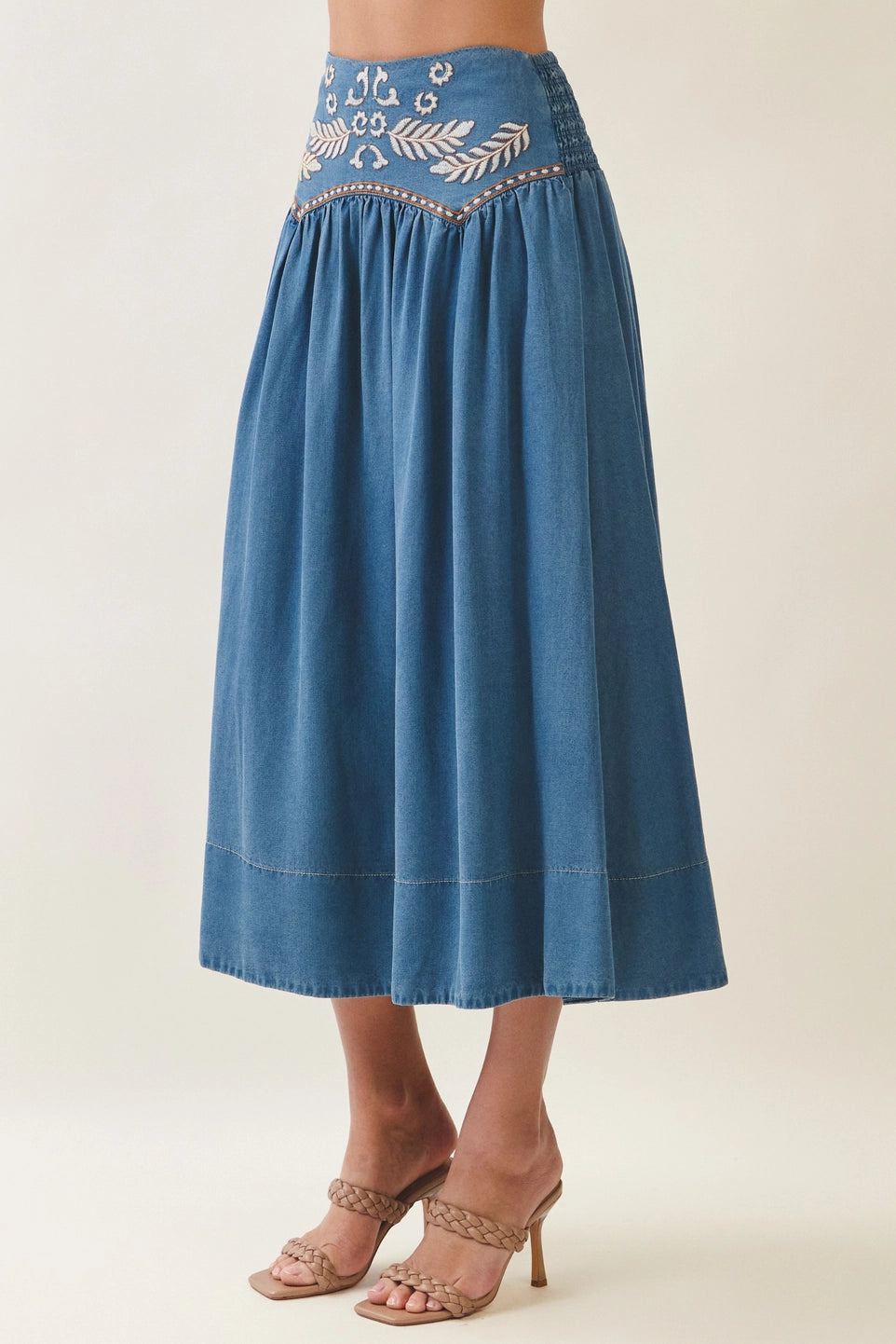 Waist Embroidered Detail Skirt