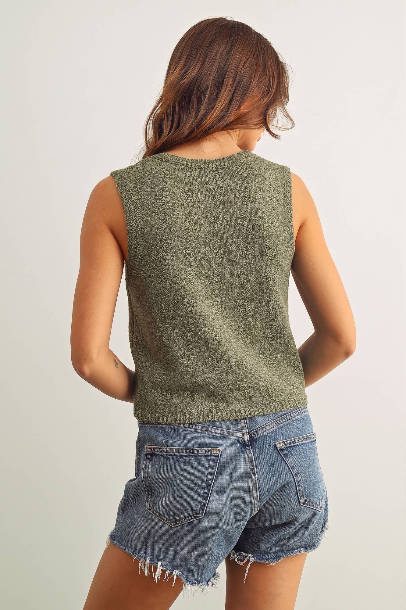 Hook & Eye Closer Vest Cardigan