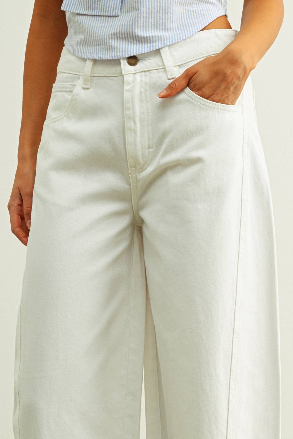 White Barrel Jeans