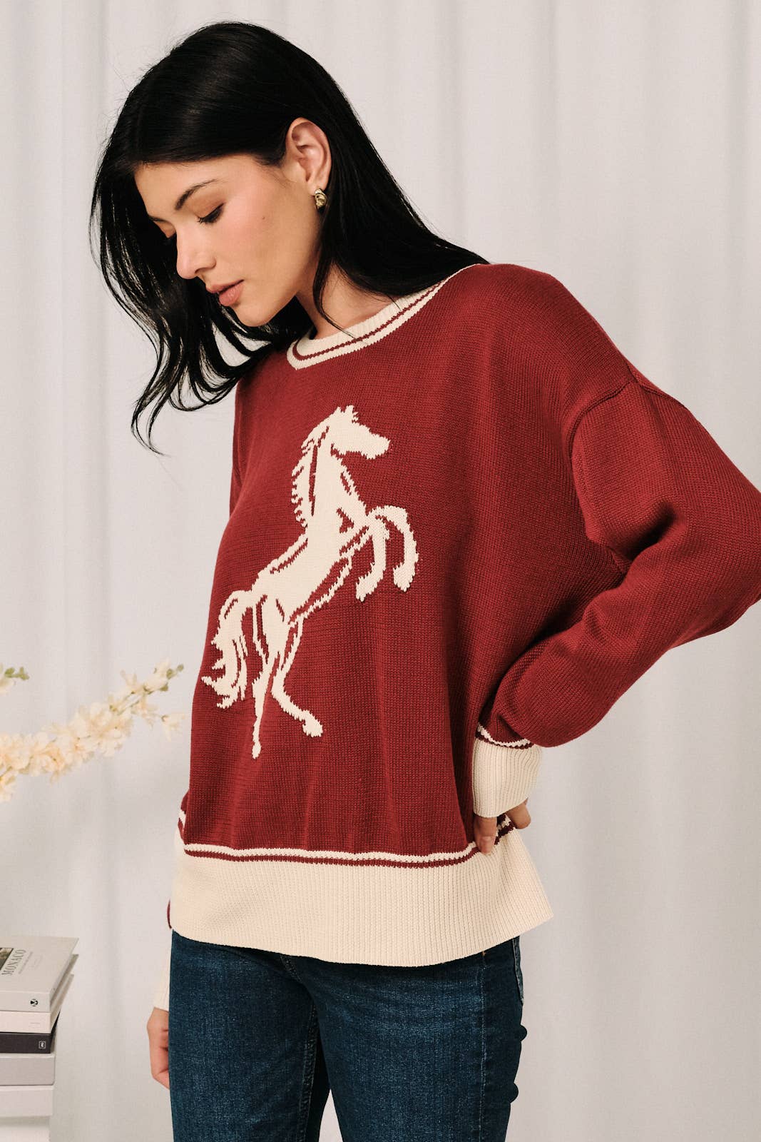 Round Neck Horse Knit Sweater