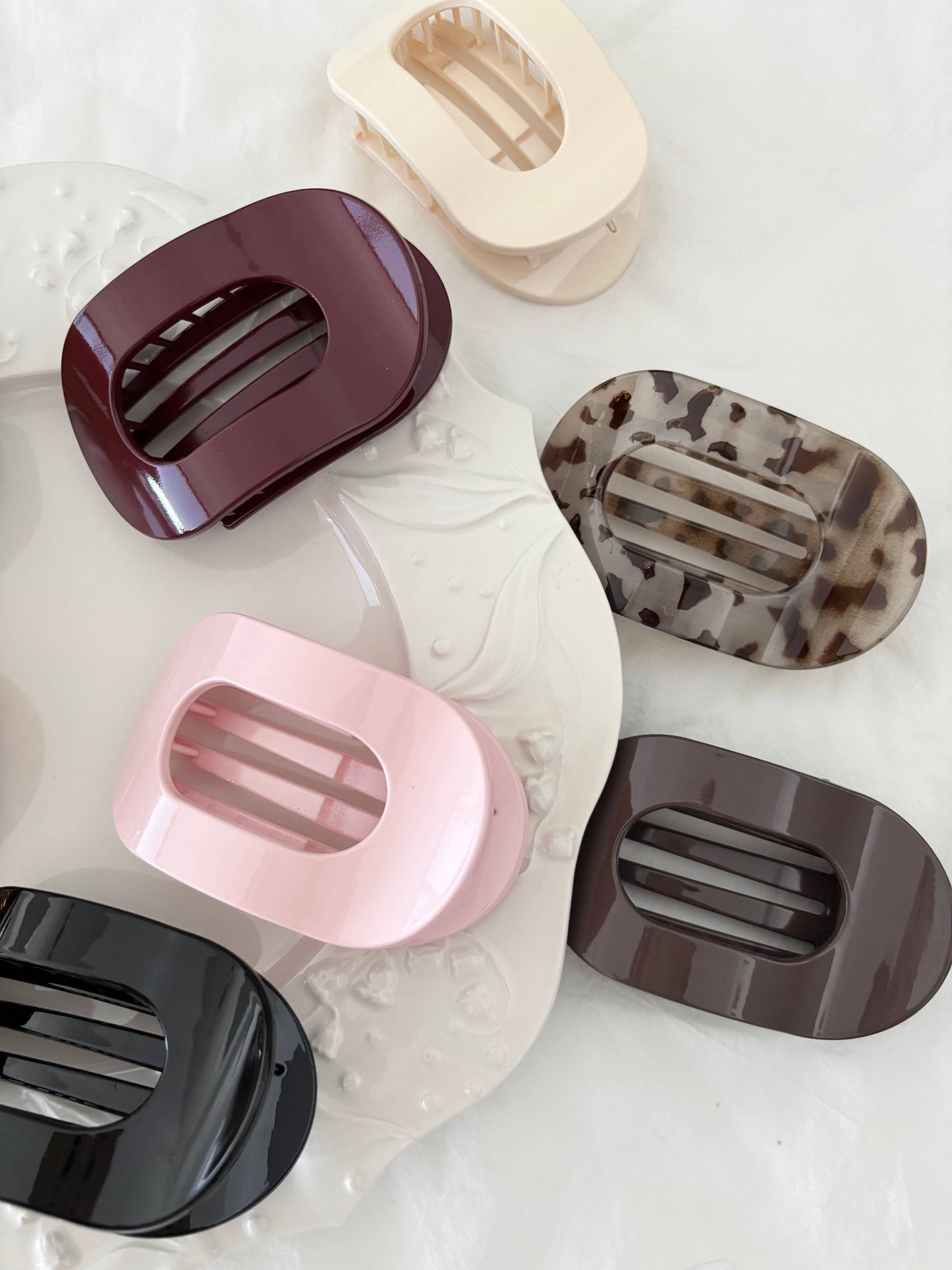 Oval Hair Claw Clip Chic Everyday Essential