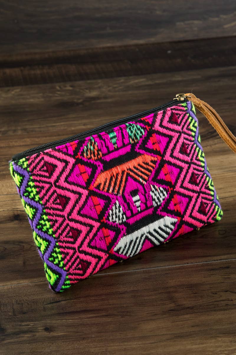Handmade Vivid Ethnic Pattern Clutch