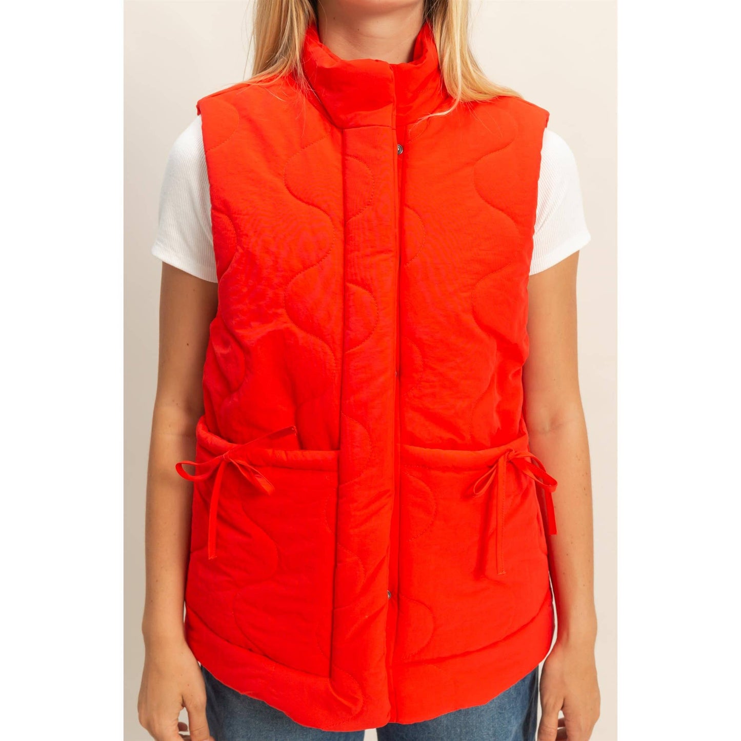 Wave Quilted Ribbon Tie Detailed Puffer Vest