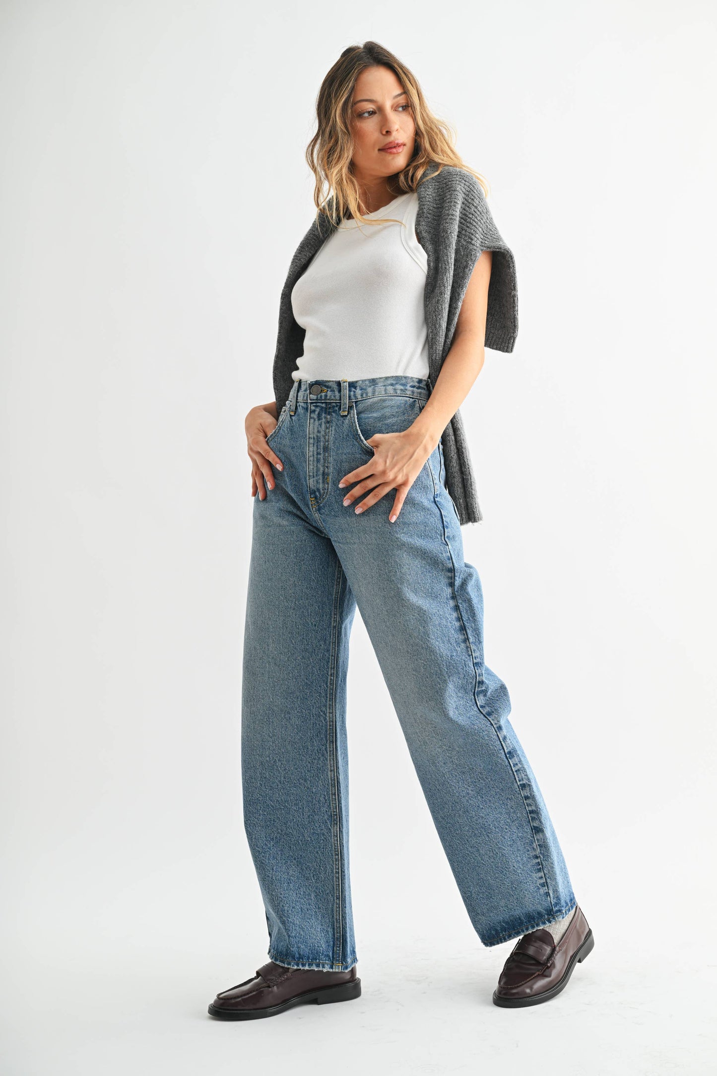 High Rise Clean Barrel Jean