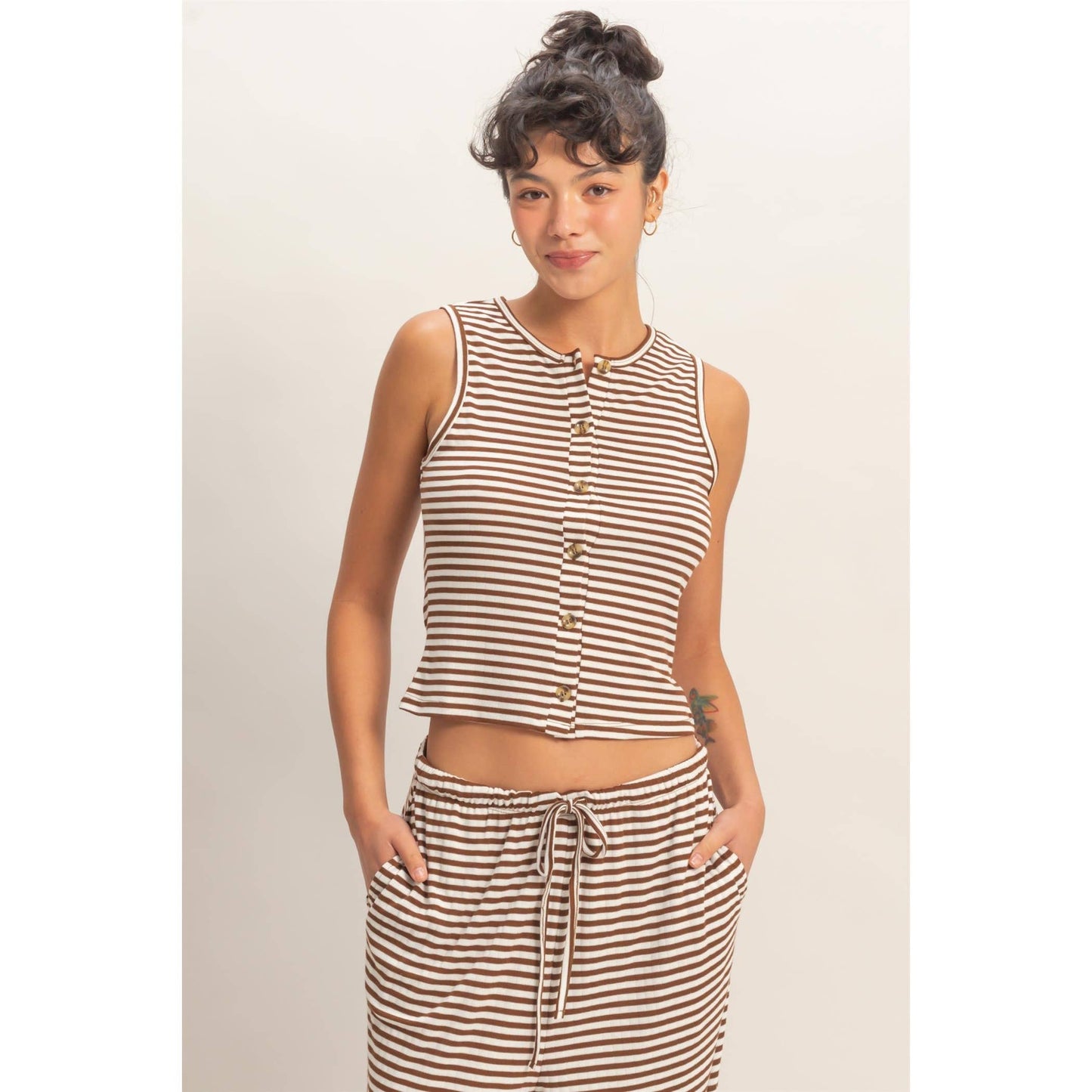 Striped Button-Front Crew Neck Sleeveless Top