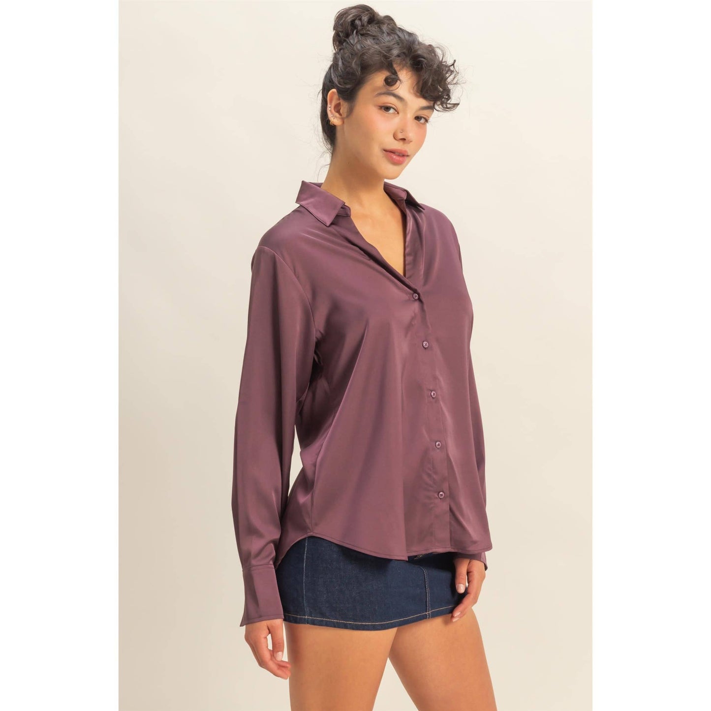 Button-Up Satin Shirt With Collared Neckline