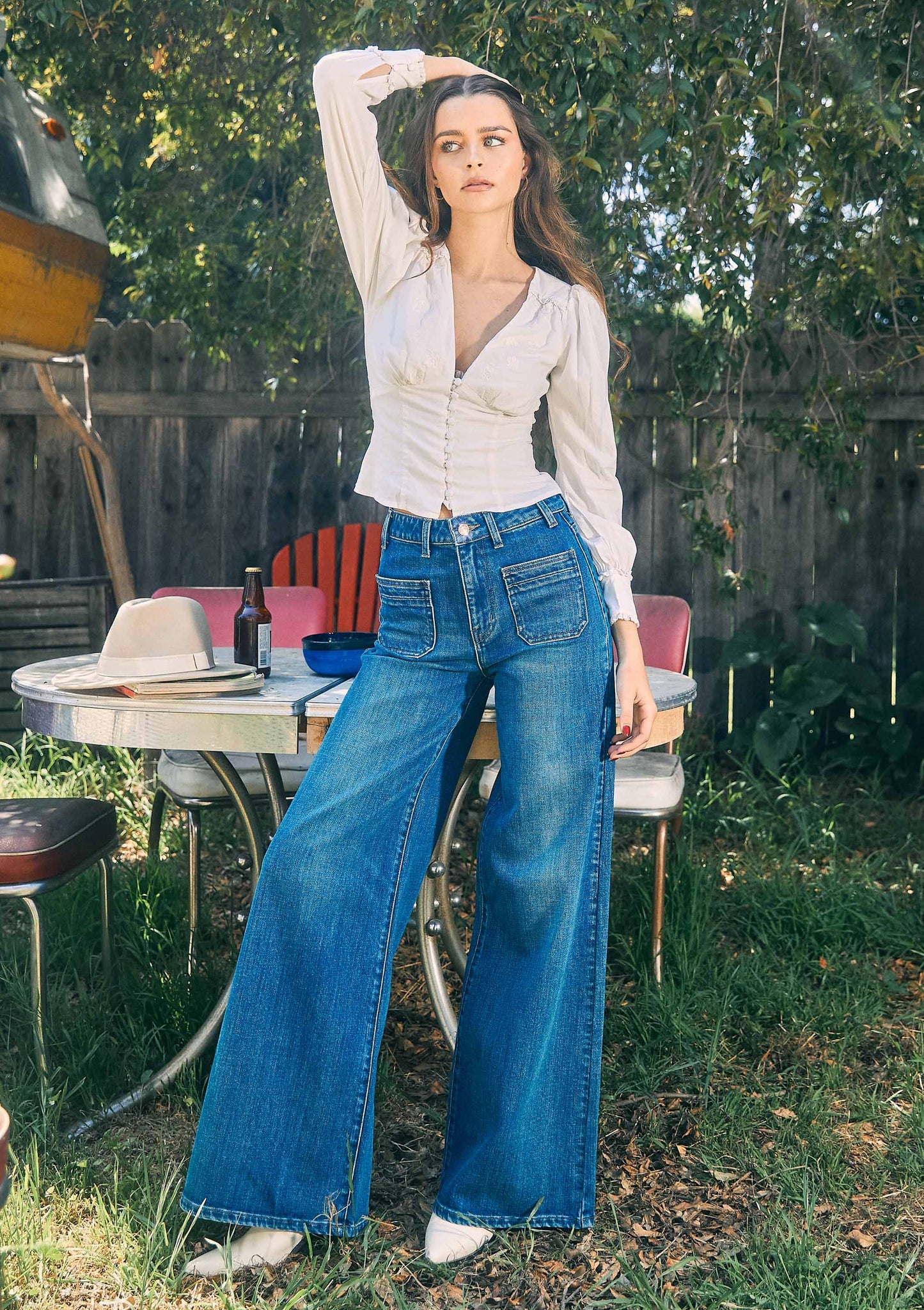 Square Pocket Wide Leg Jeans