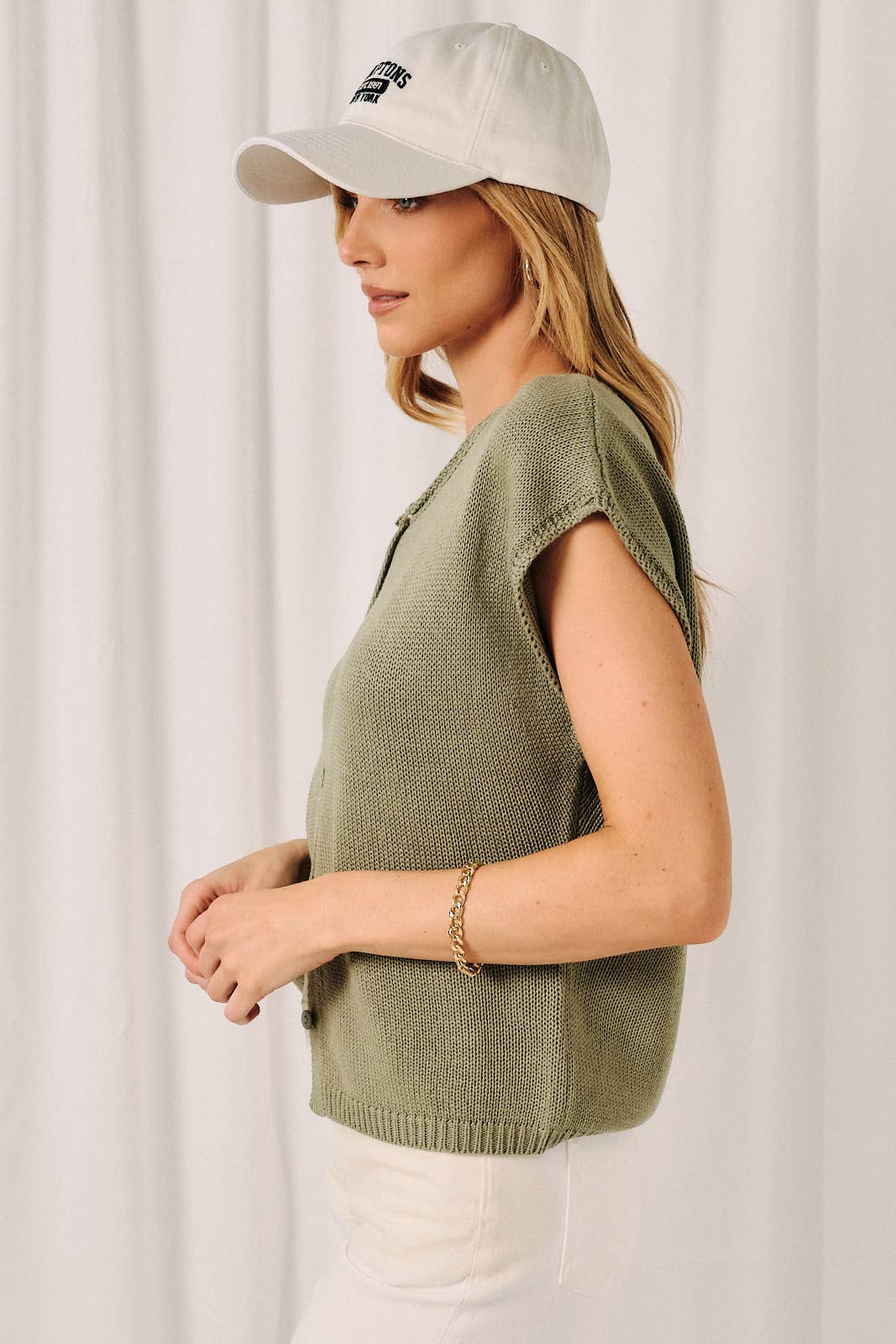 Round Neck Button Down Vest
