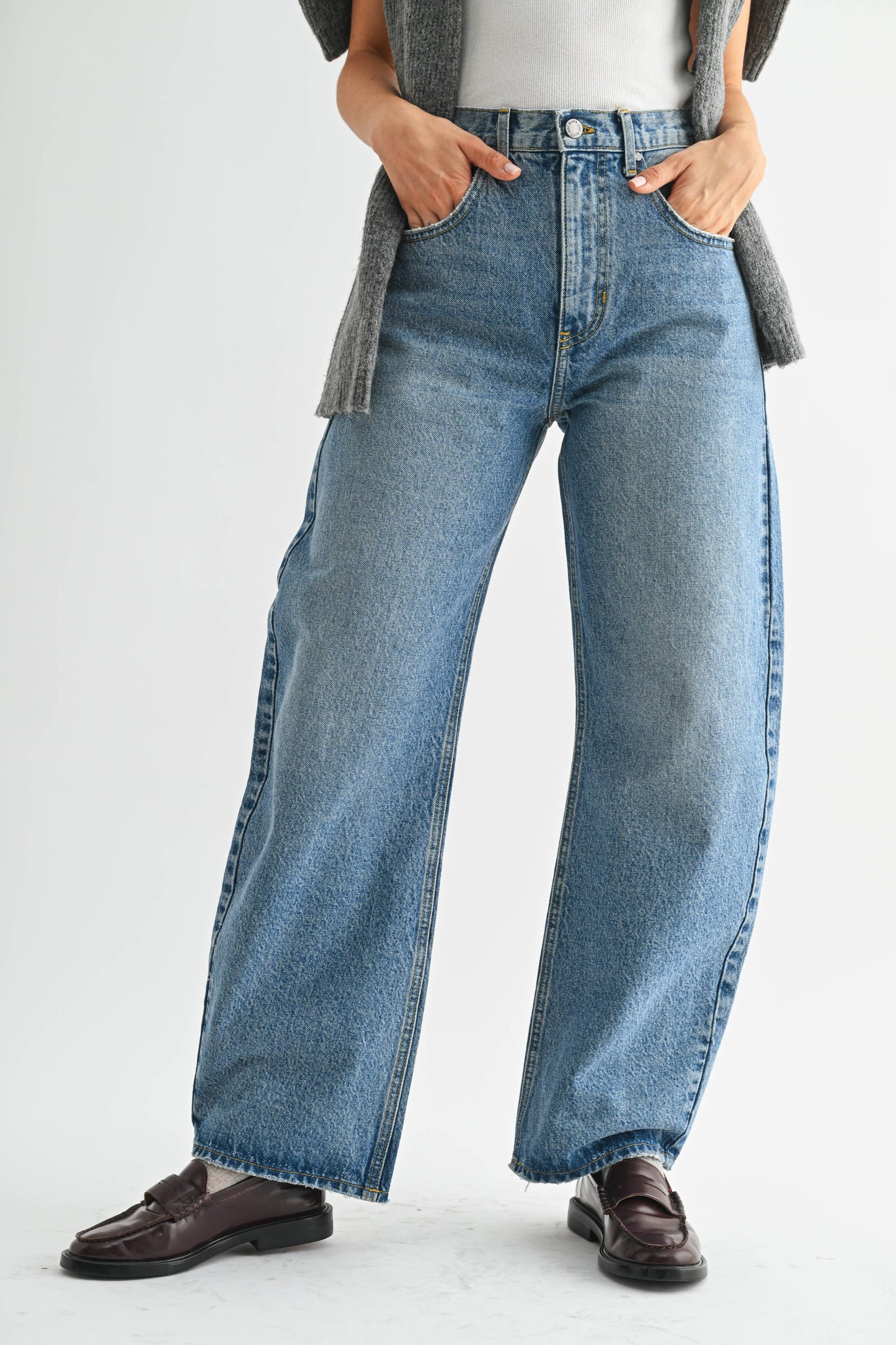 High Rise Clean Barrel Jean