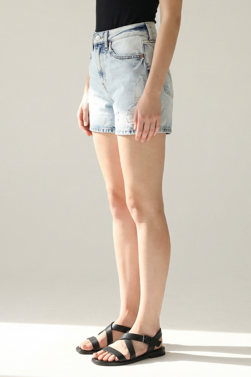 Hybrid Style Midi Shorts