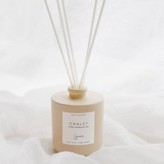 Chalet Diffuser - Vanilla & Sandalwood