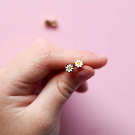 Tiny Daisies Pierced Co Earrings
