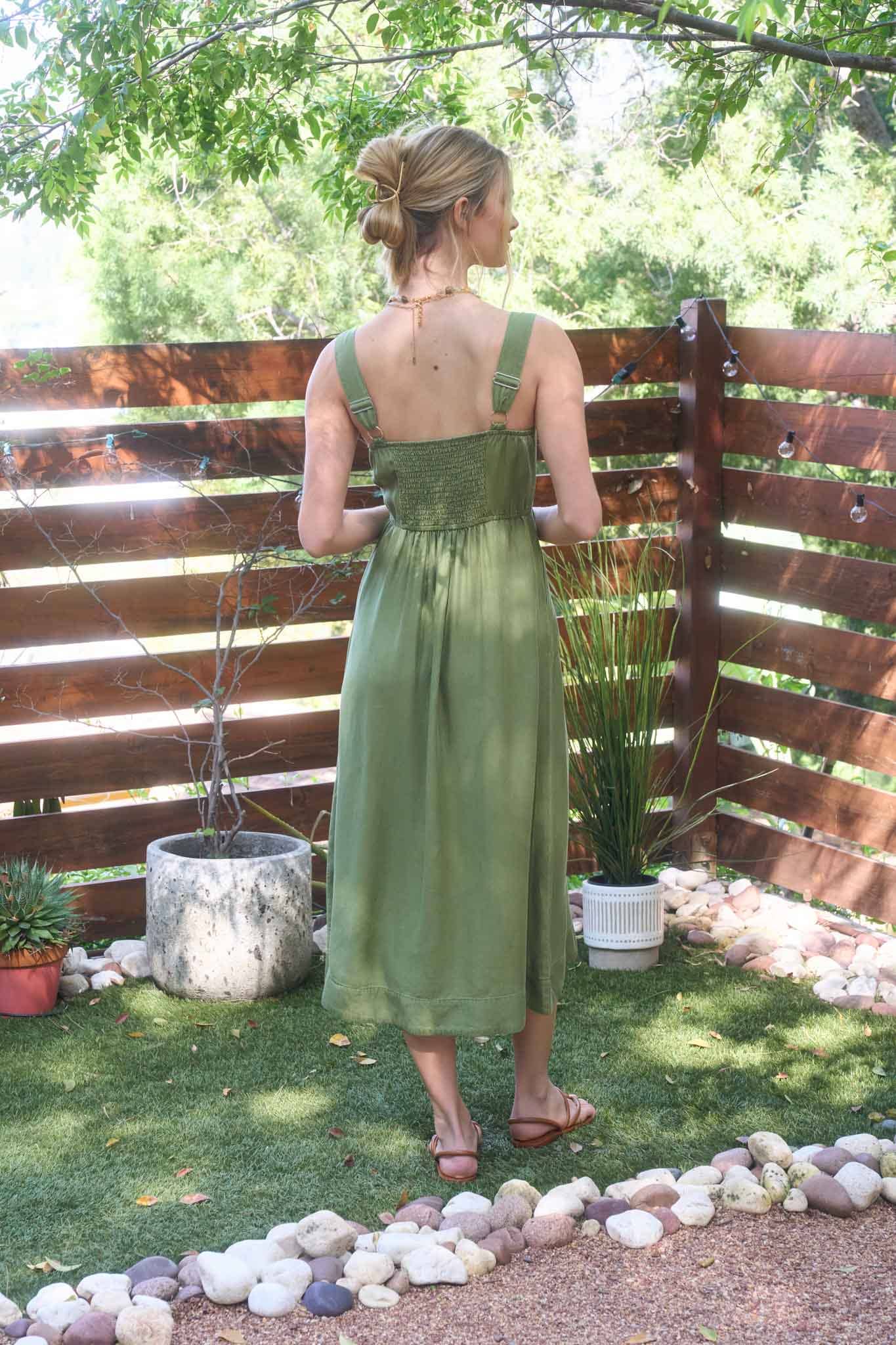 Sweetheart Button Down Sleeveless Midi Dress