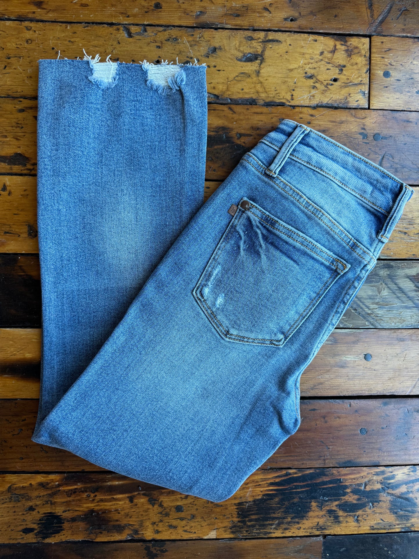 Judy Blue Mid Rise Crop Denim