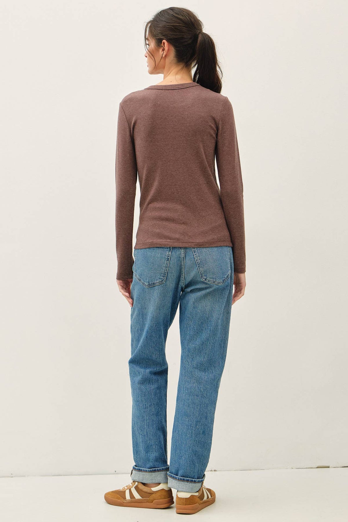 Round Neck Long Sleeve Knit Top