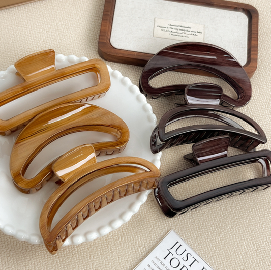 Neutral Essential Jumbo Hair Clip