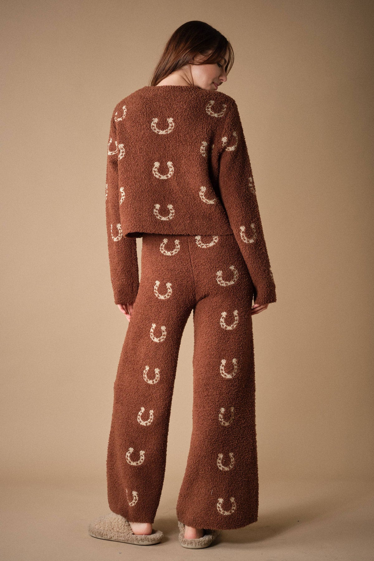 Cozy Horseshoe Knit Pants Set