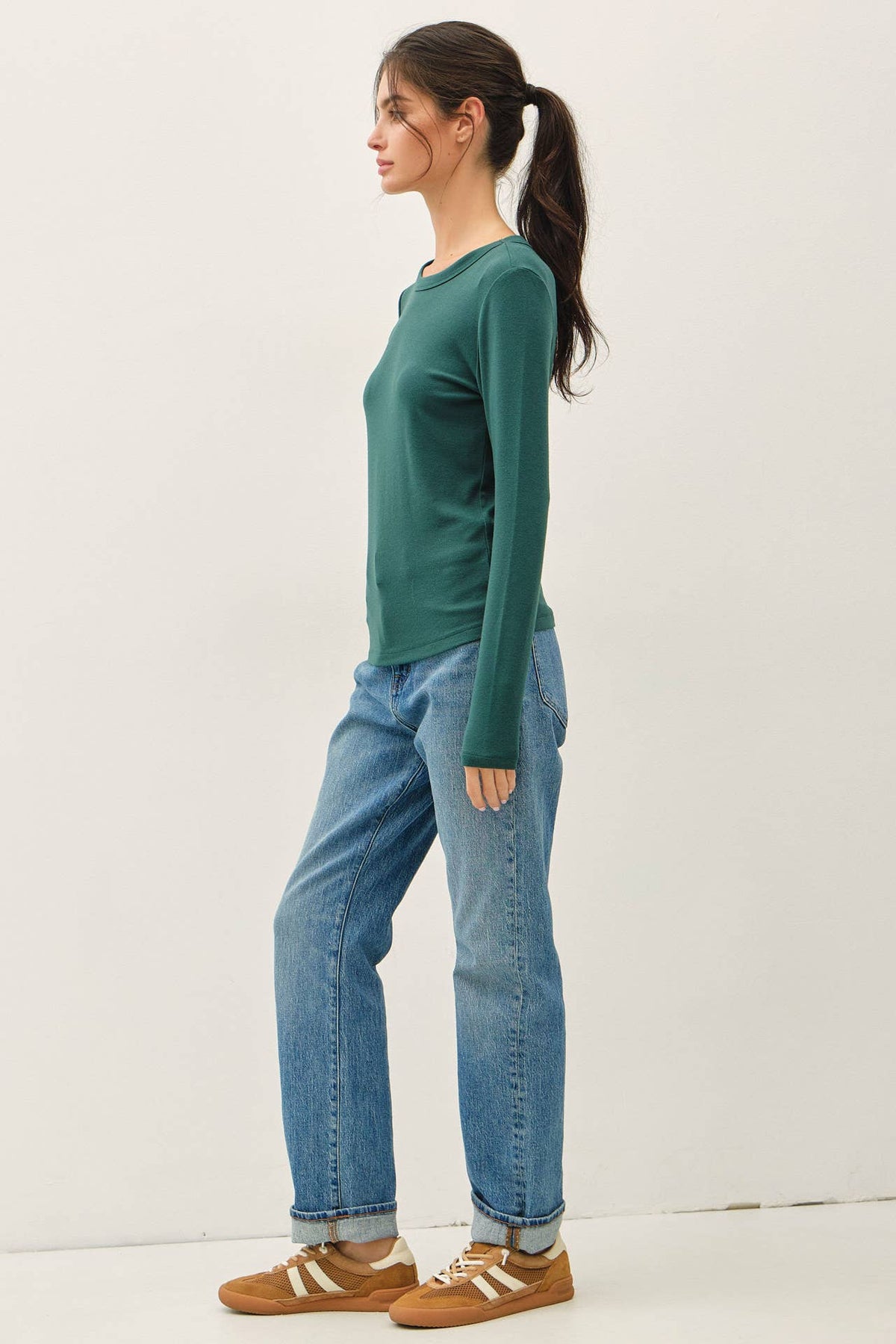 Round Neck Long Sleeve Knit Top