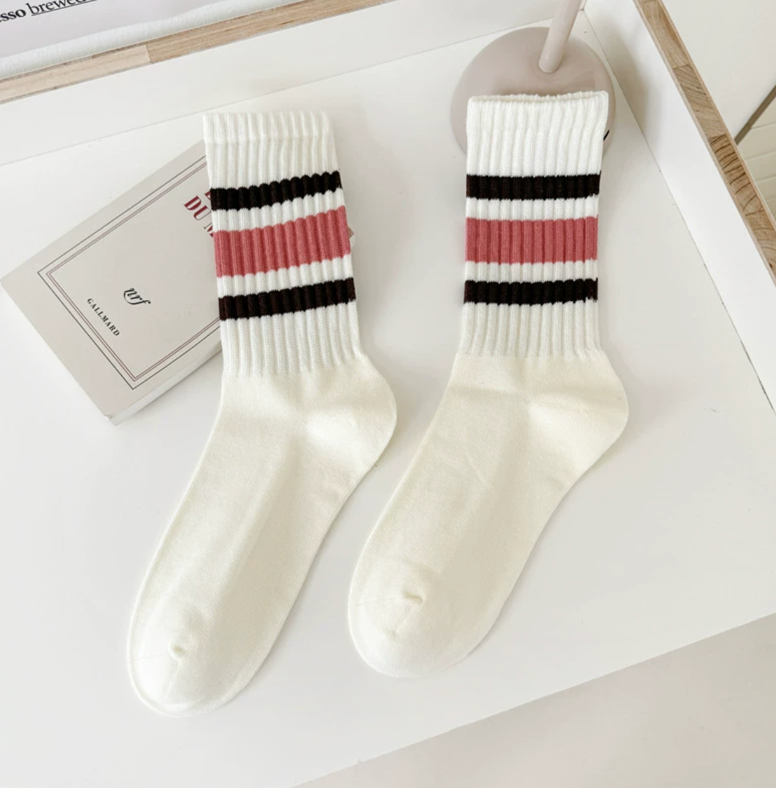 Retro Striped Ribbeed Socks - JOVI