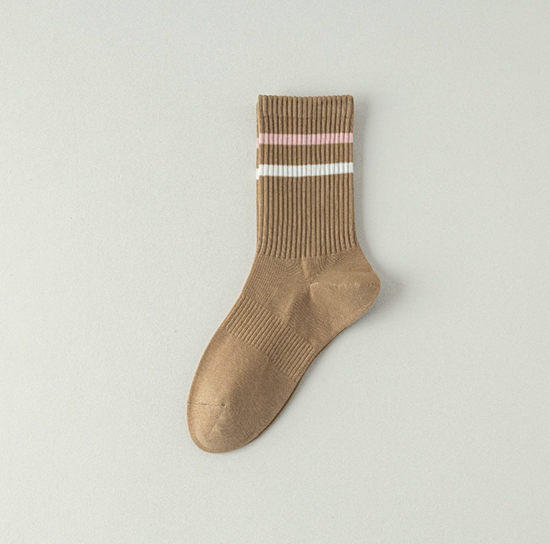 Retro Striped Ribbeed Socks - JONA
