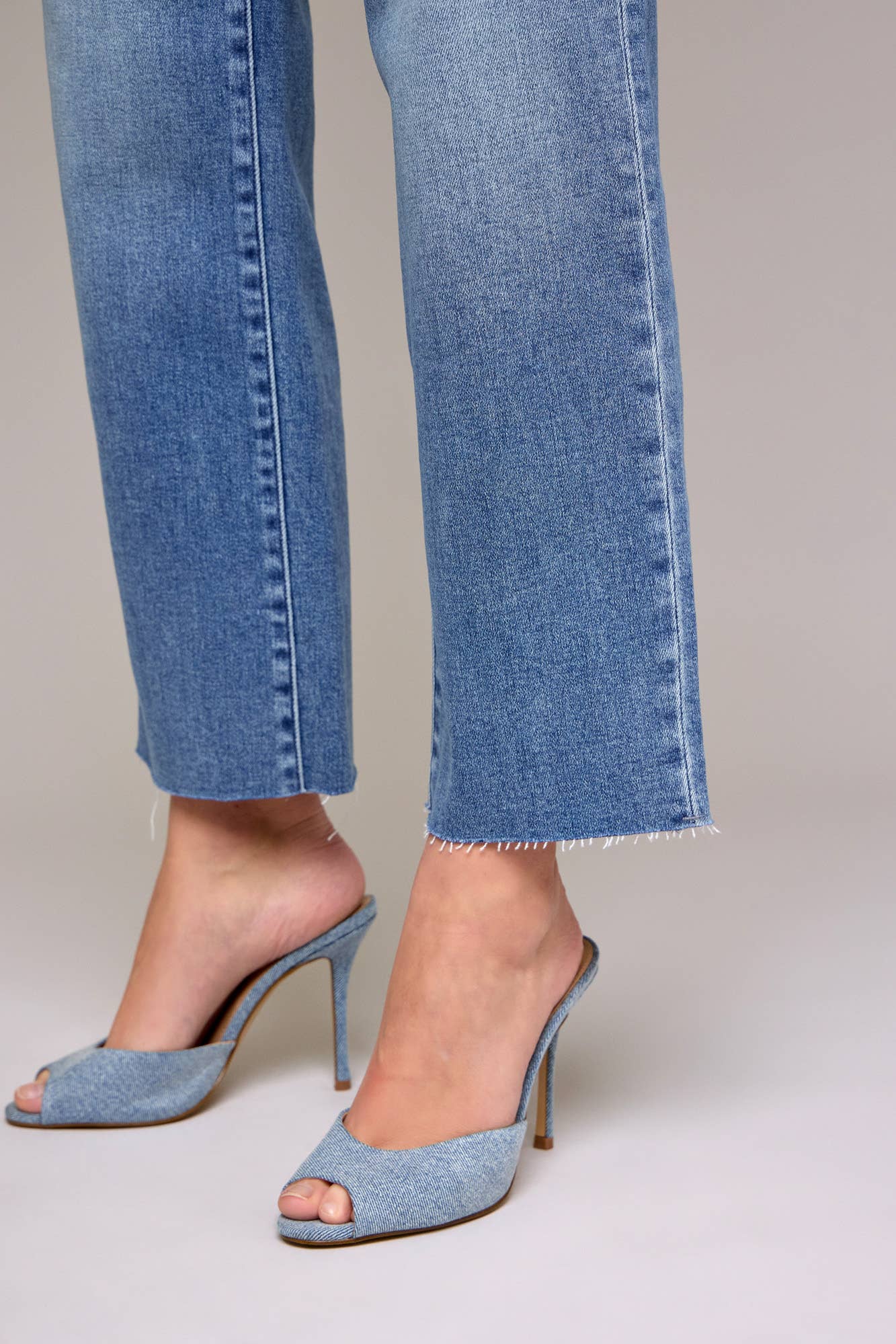 Medium Wash 28" Inseam Clean High Rise Straight