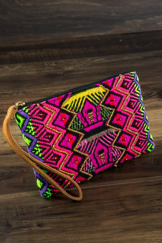 Handmade Vivid Ethnic Pattern Clutch
