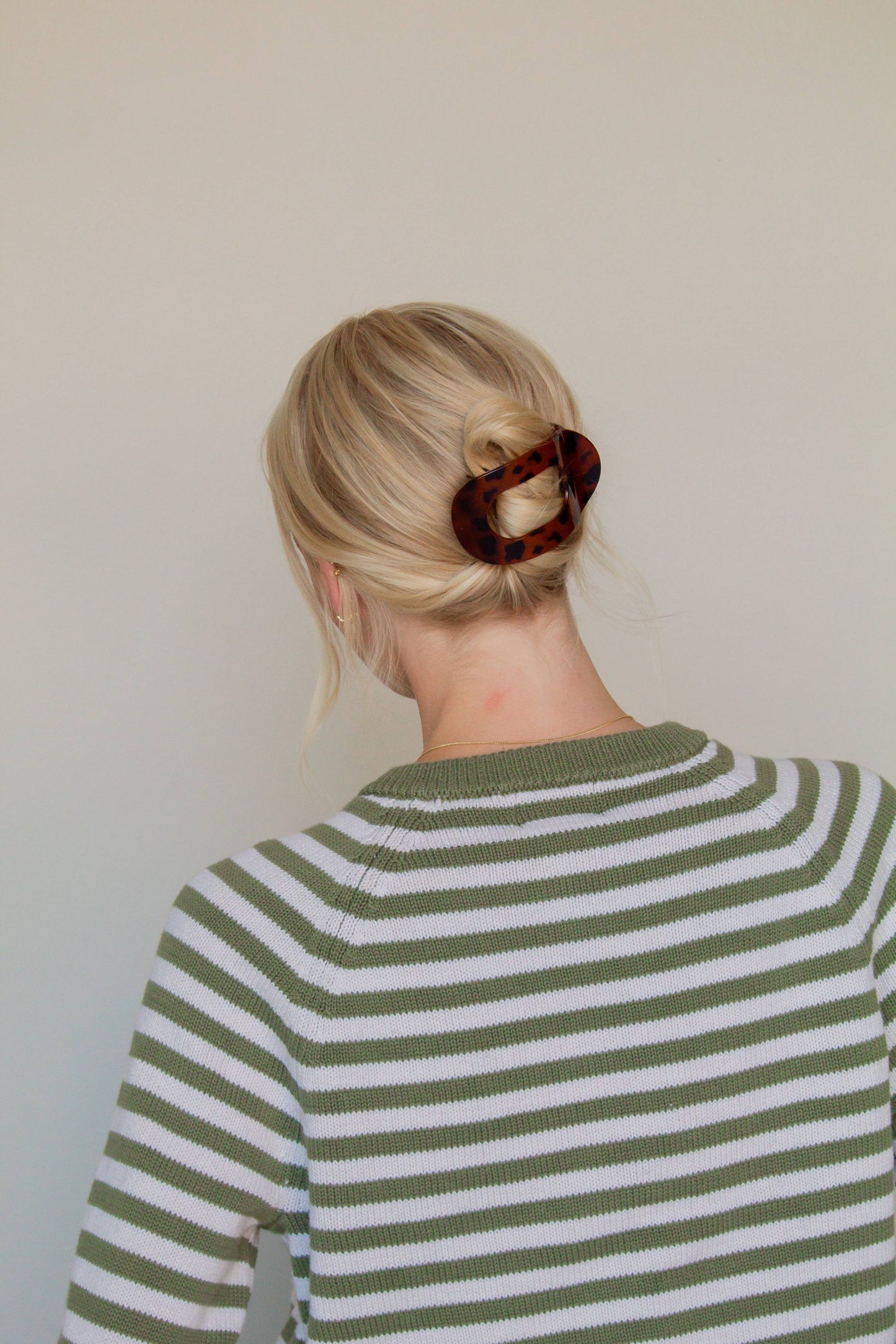 Circle Cutout Flat Claw Clip
