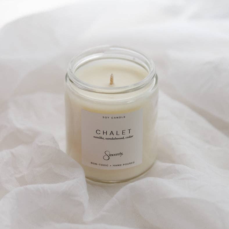 Chalet Candle - Vanilla & Sandalwood