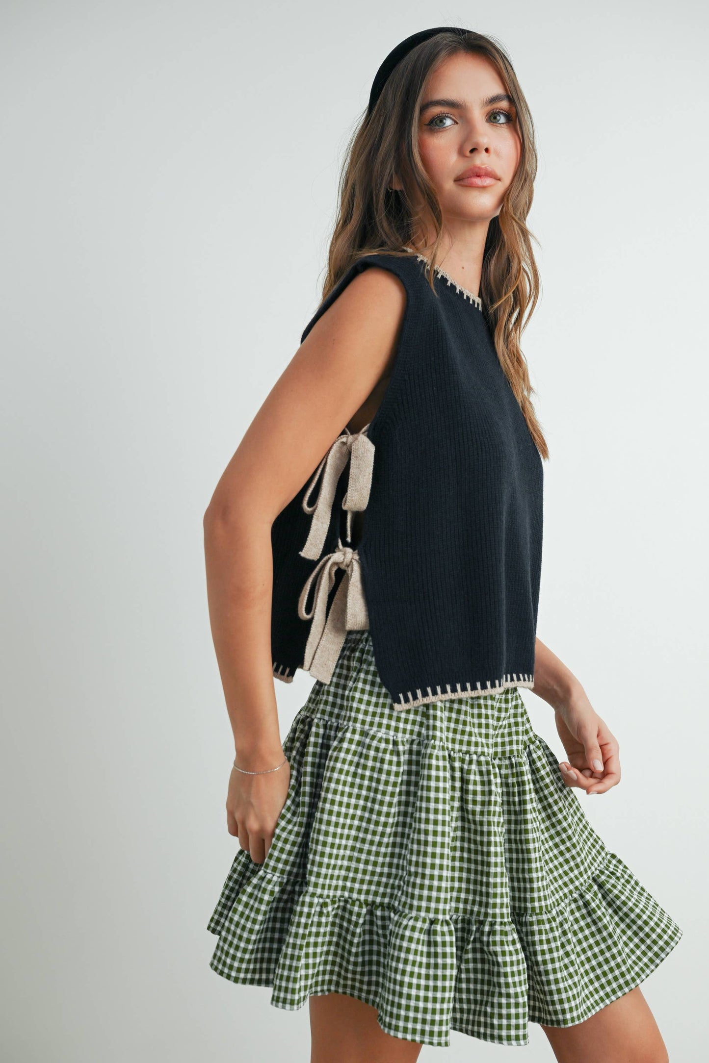 Mock Neck Sleeveless Sweater