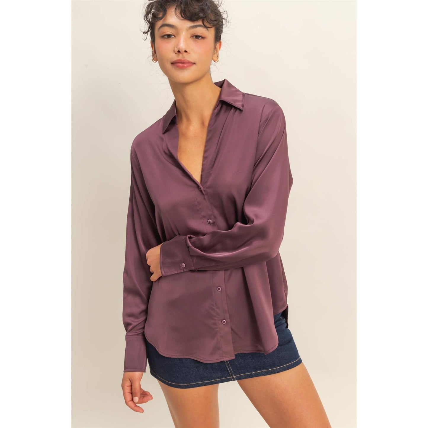 Button-Up Satin Shirt With Collared Neckline