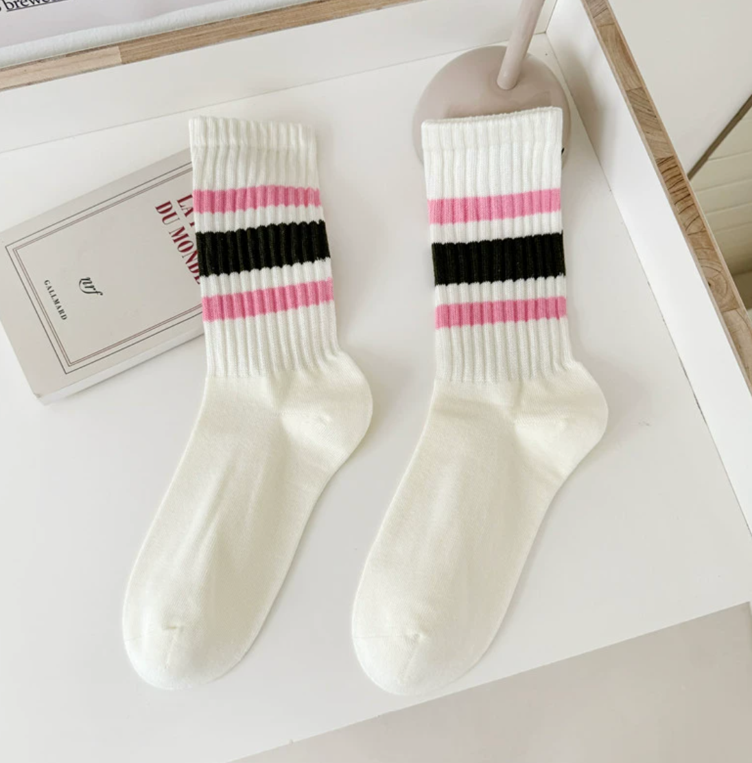 Retro Striped Ribbeed Socks - JOVI