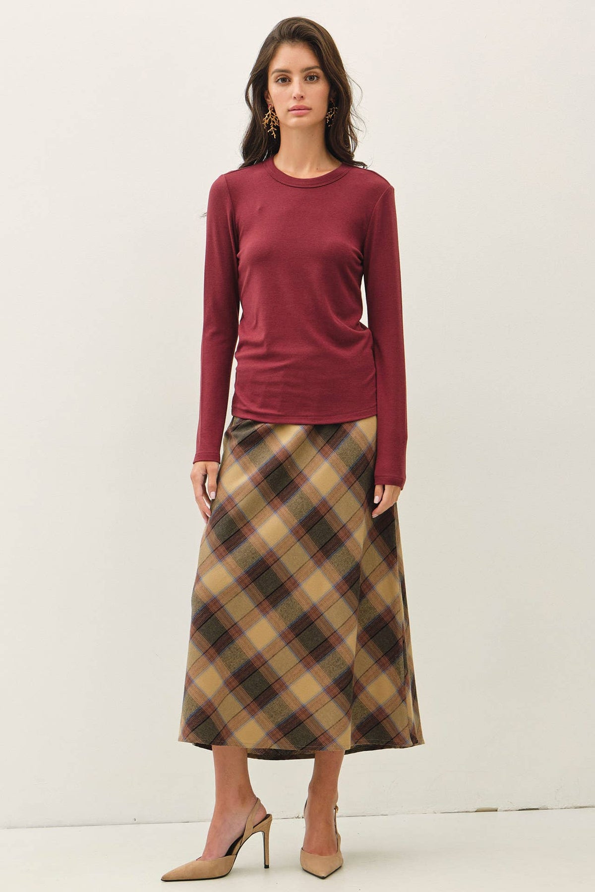 Round Neck Long Sleeve Knit Top