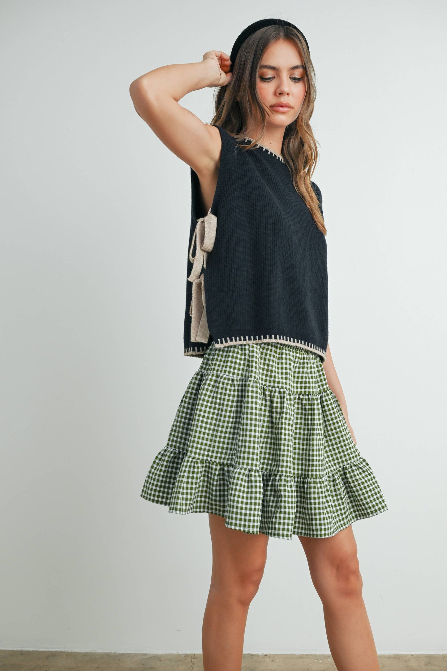 Mock Neck Sleeveless Sweater